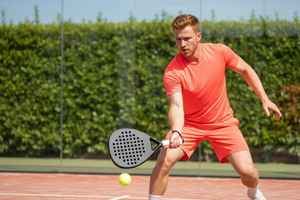 How to Keep the Ball Low with Your Padel Volley