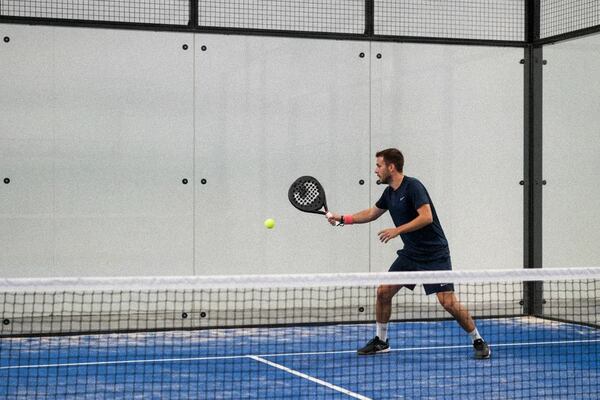 Back Wall Shots in Padel: Technique for Beginners