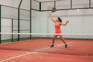 Bandeja in Padel: What It Is and How to Hit It