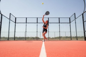 Defensive Lob in Padel: When to Use It and How to Practice