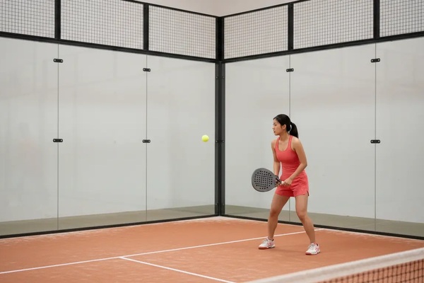 Double Wall Shots in Padel: Basic Explanation for Beginners