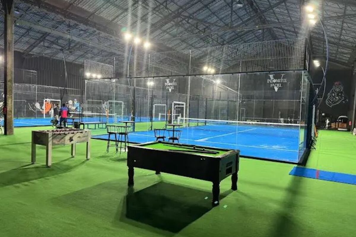 V Indomitus Padel