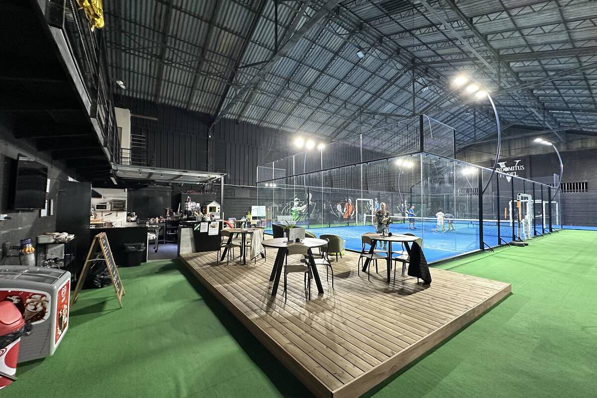 V Indomitus Padel
