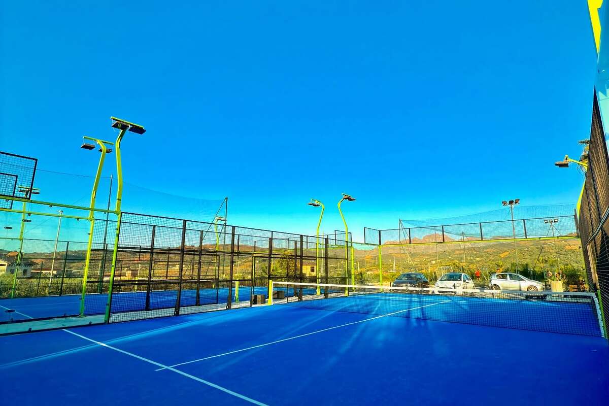 B4 Padel Club
