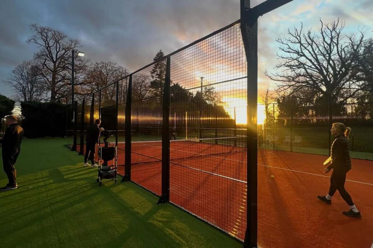 Courts Padel x The Retreat