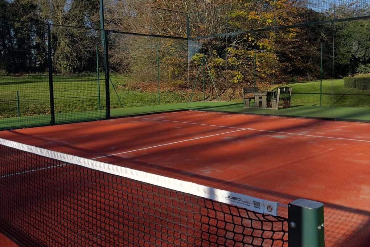 Courts Padel x The Retreat