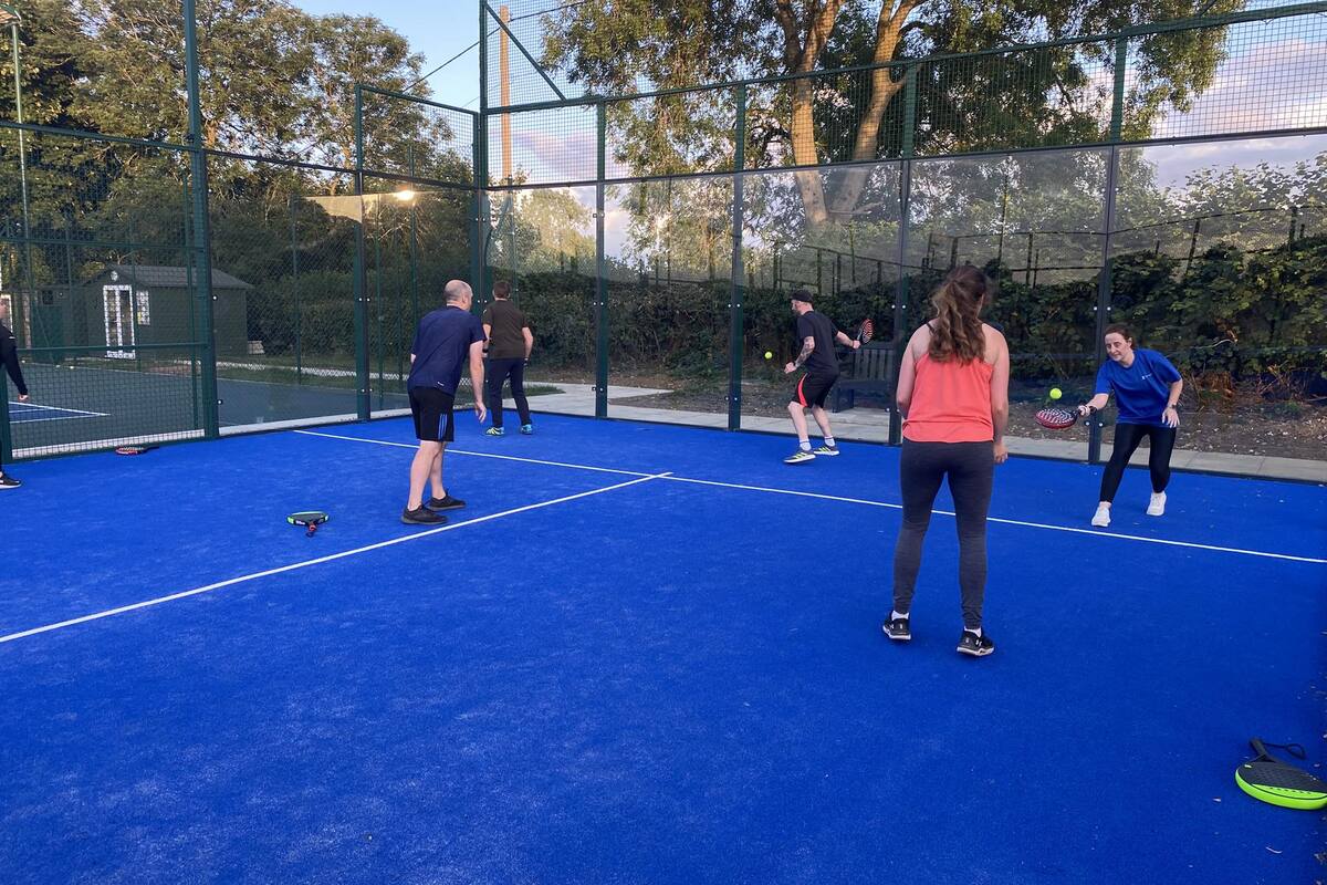 Lacey Green & Loosley Row Padel & Tennis