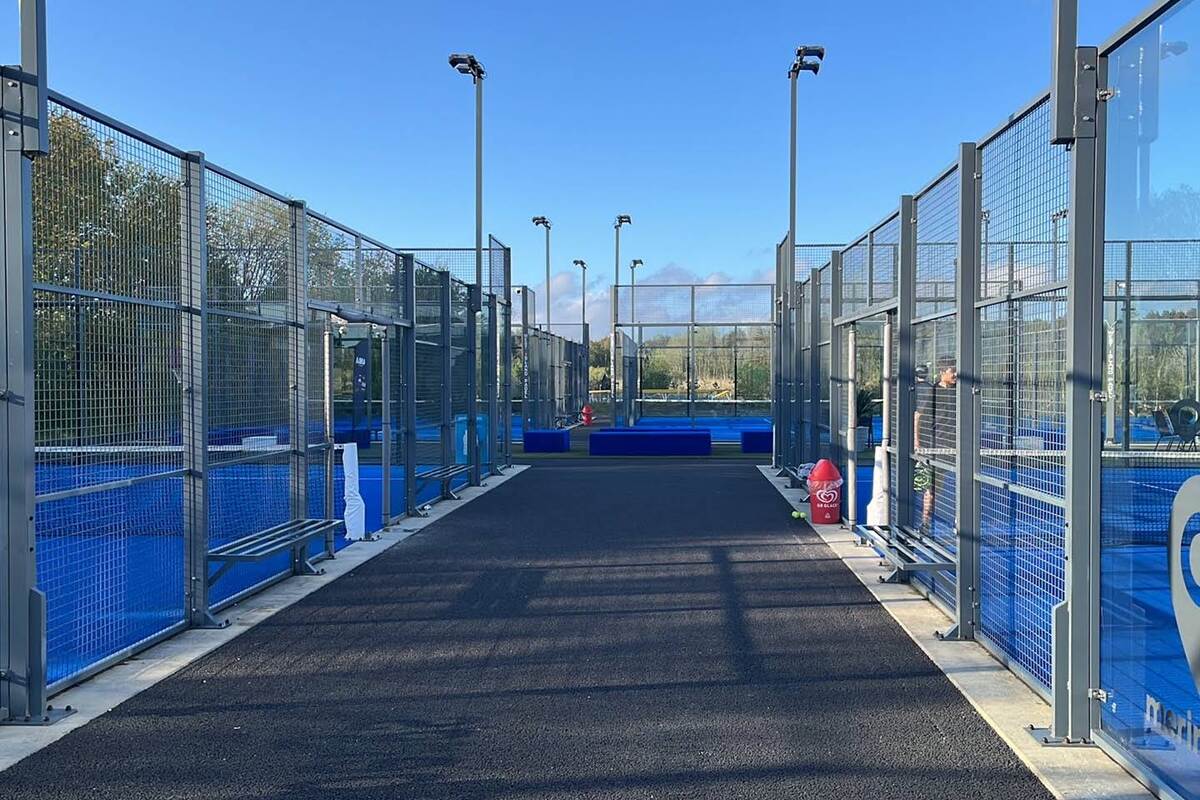 West Island Padel