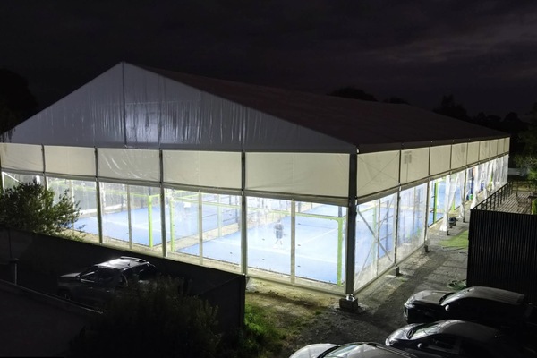 KM1 Club Padel Los Angeles