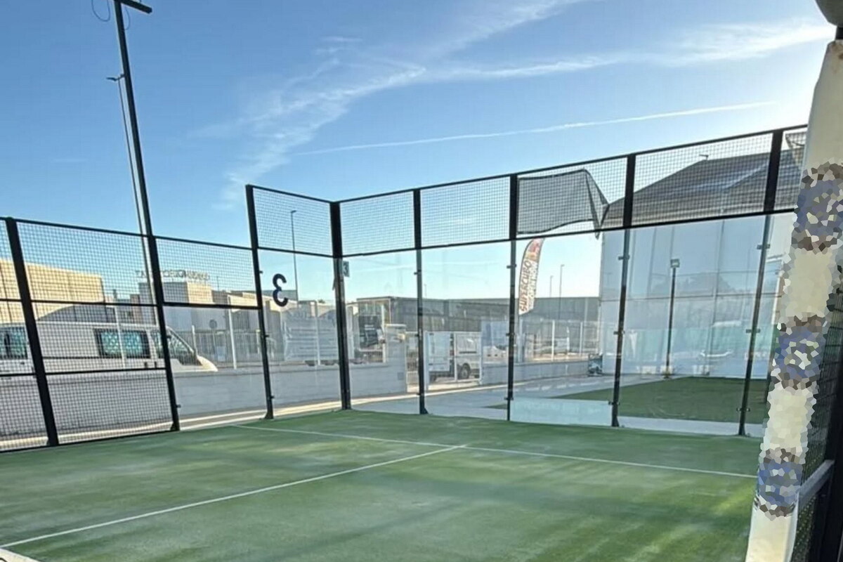 Invictus Padel Academy