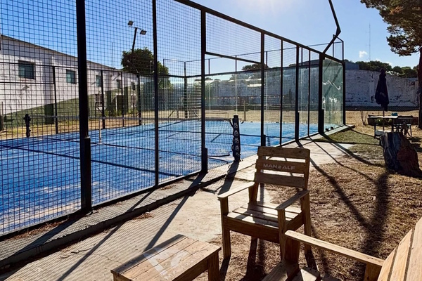 Man Alf Padel Pinamar
