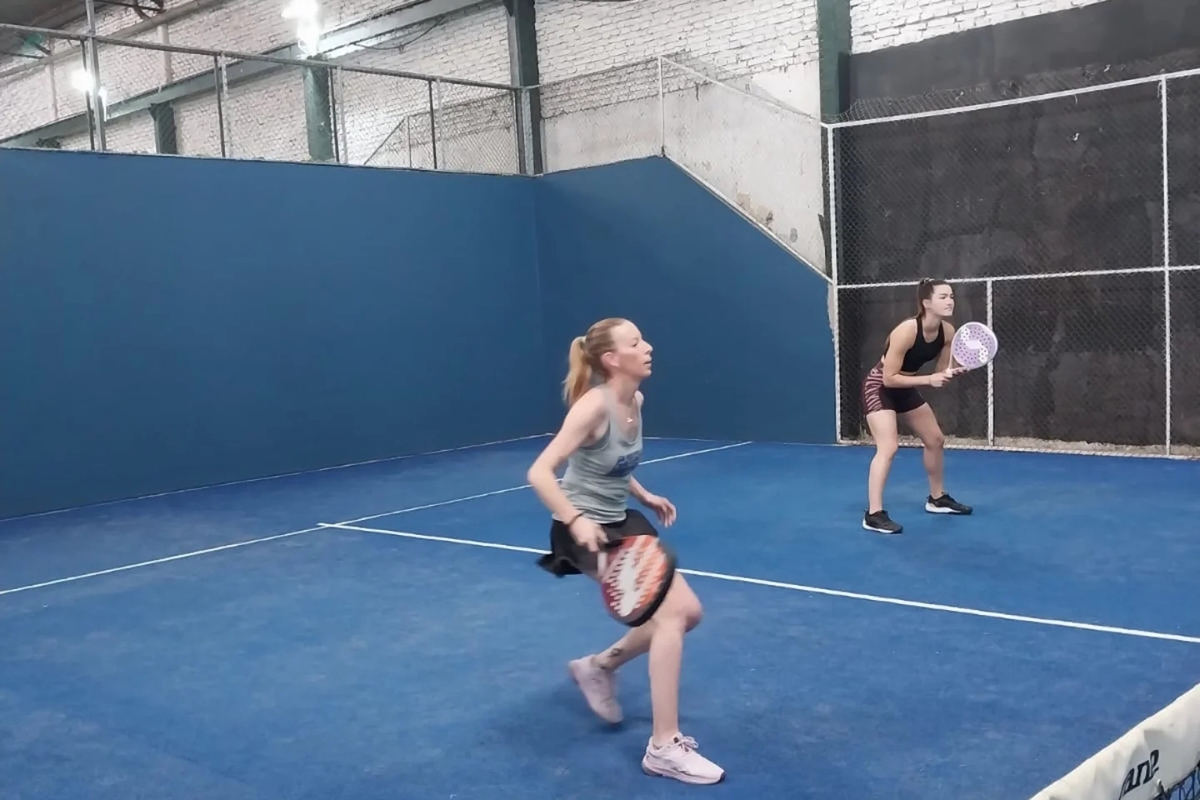 Ave Fenix Padel