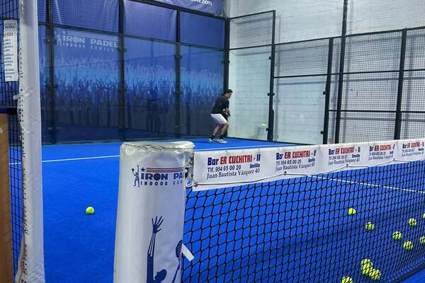 Iron Padel Indoor Sevilla