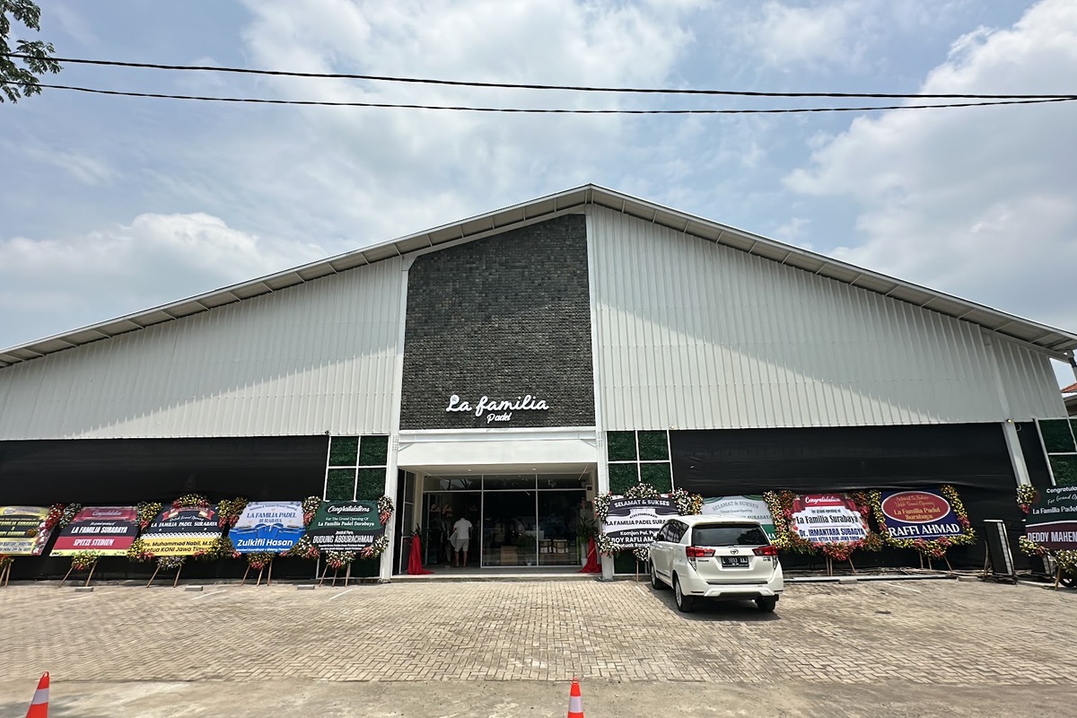 La Familia Padel Surabaya