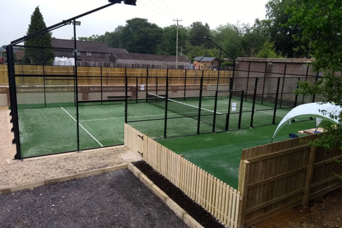 Somborne Padel Tennis