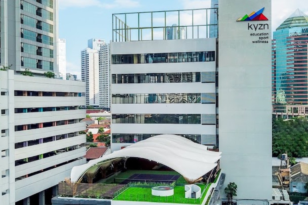 The Rooftop KYZN Kuningan