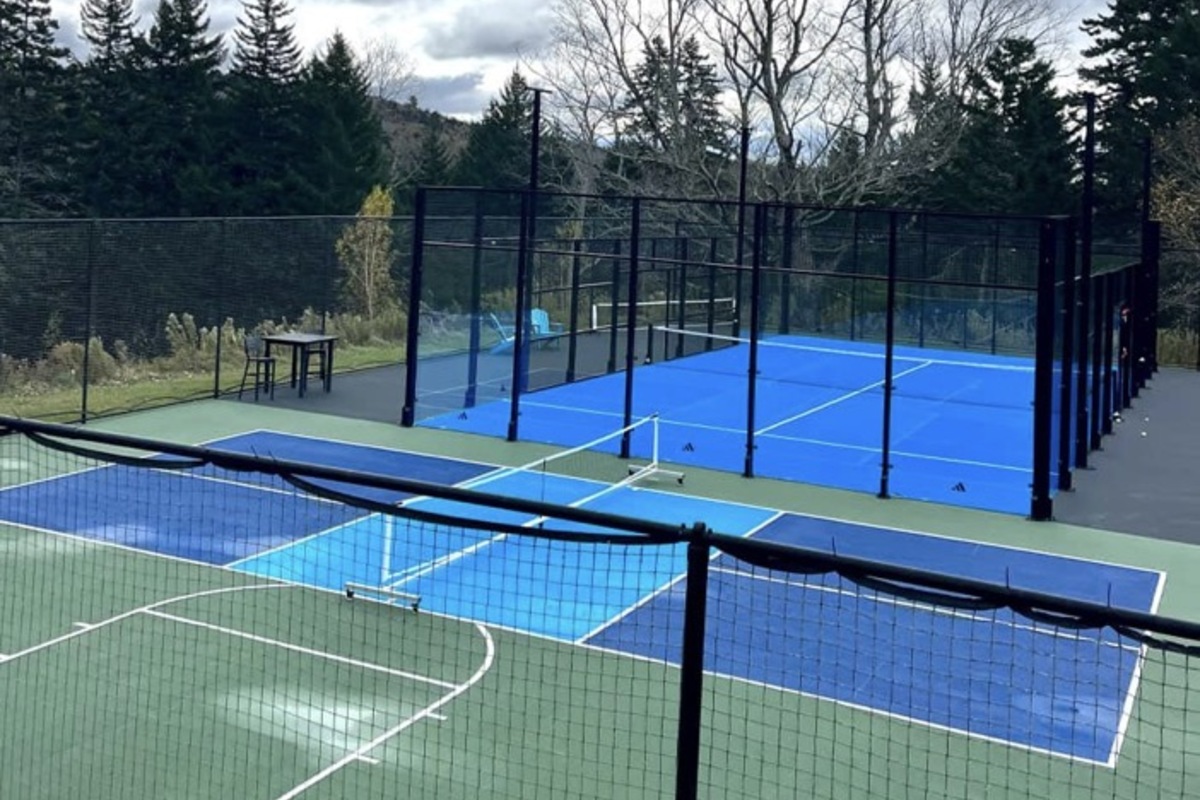 Brook Bound Inn Pickle & Padel Club