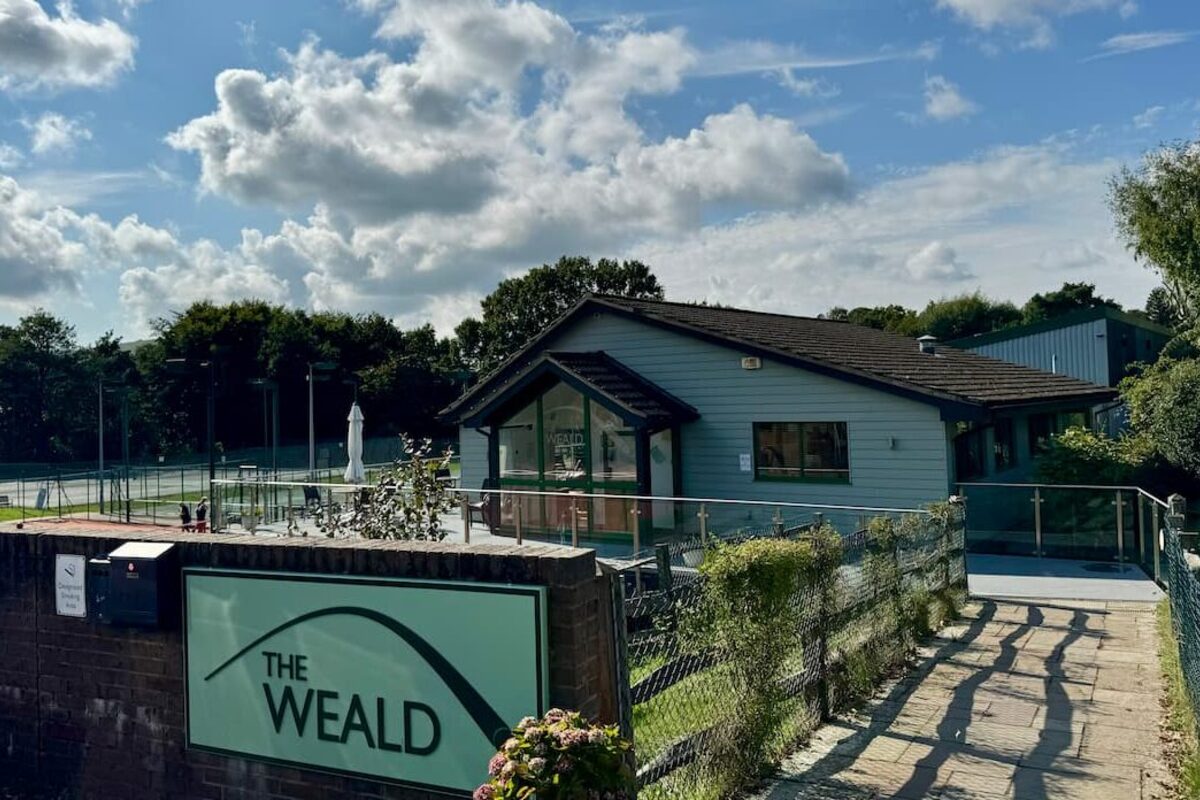 The Weald Racquets Club