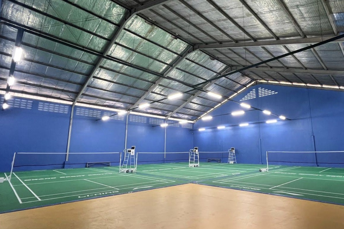 Grand Sports Padel Surabaya