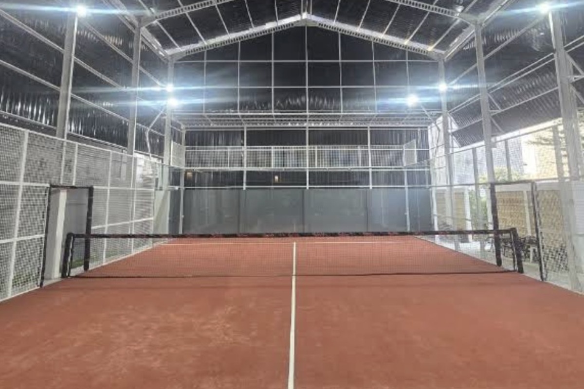 Serva Padel and Coffee
