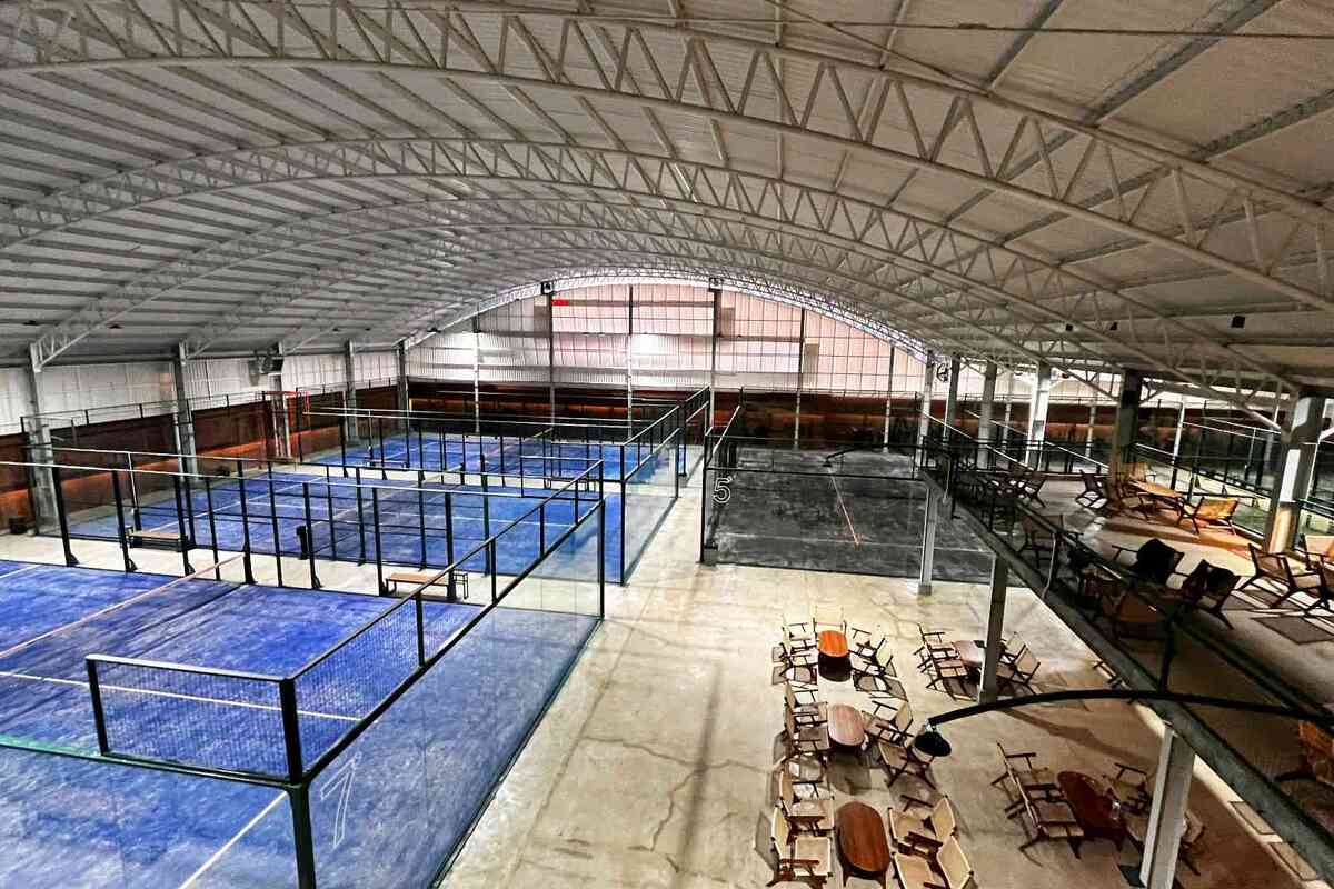 Nine Padel Monas