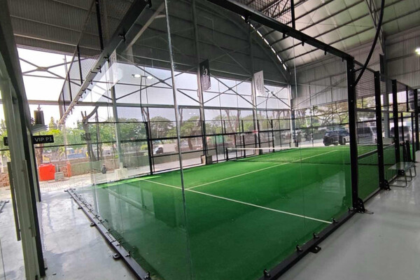 Ultradome Padel Tennis Lounge