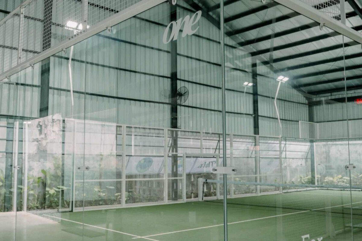 Far East Padel Hero
