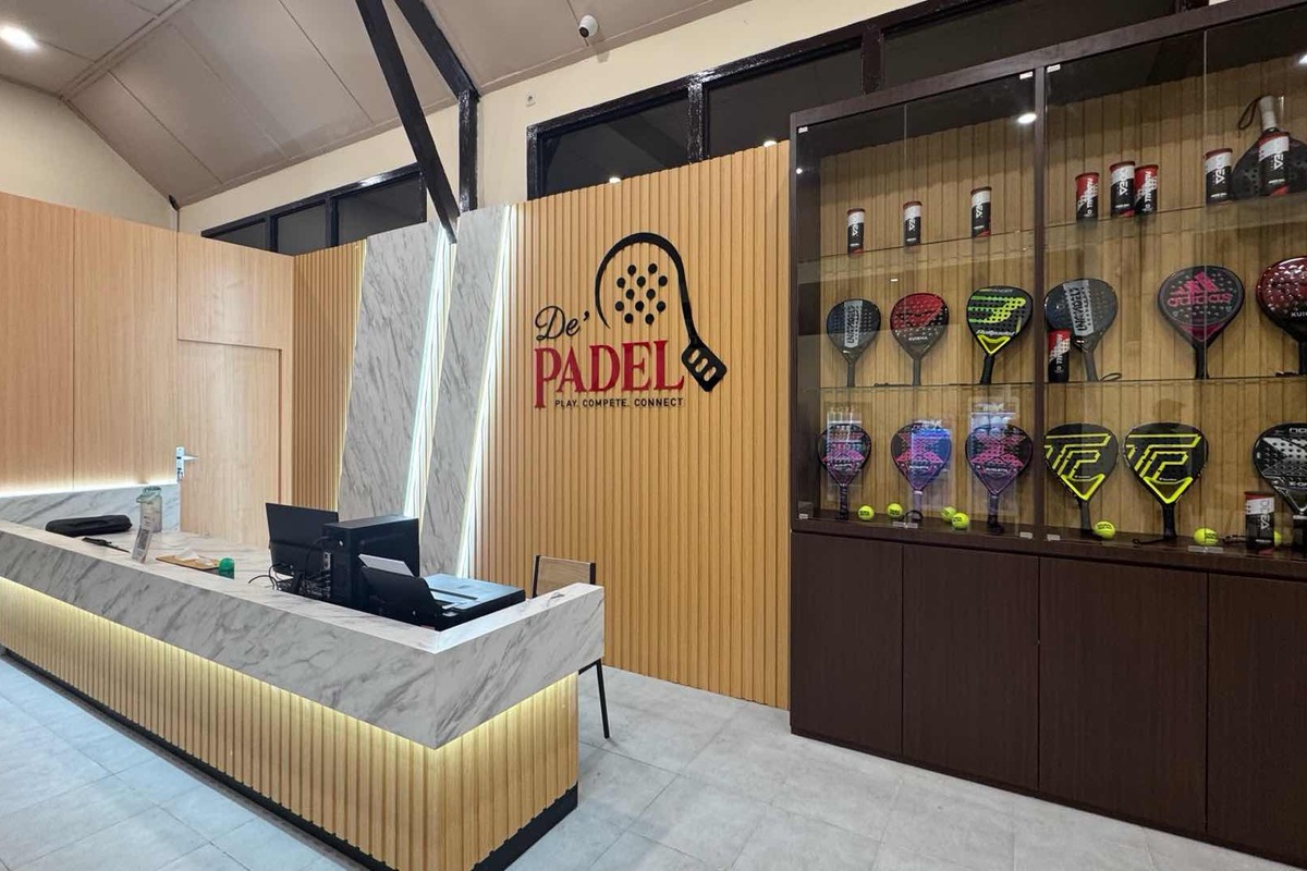 De Padel Medan