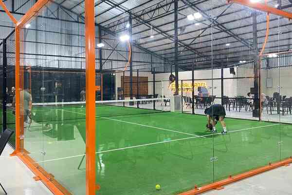 Central Padel Pekanbaru