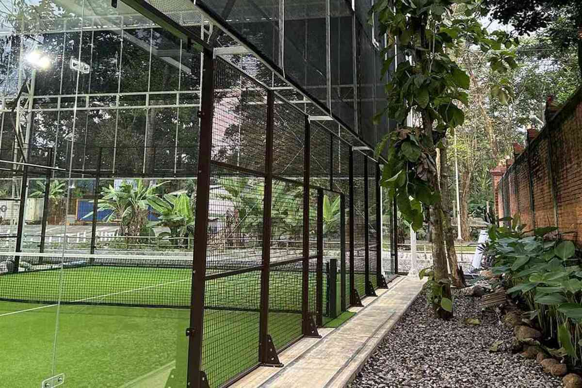 Amare Padel Club Sadeng