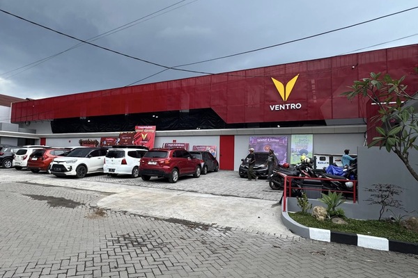 Ventro Padel Malang