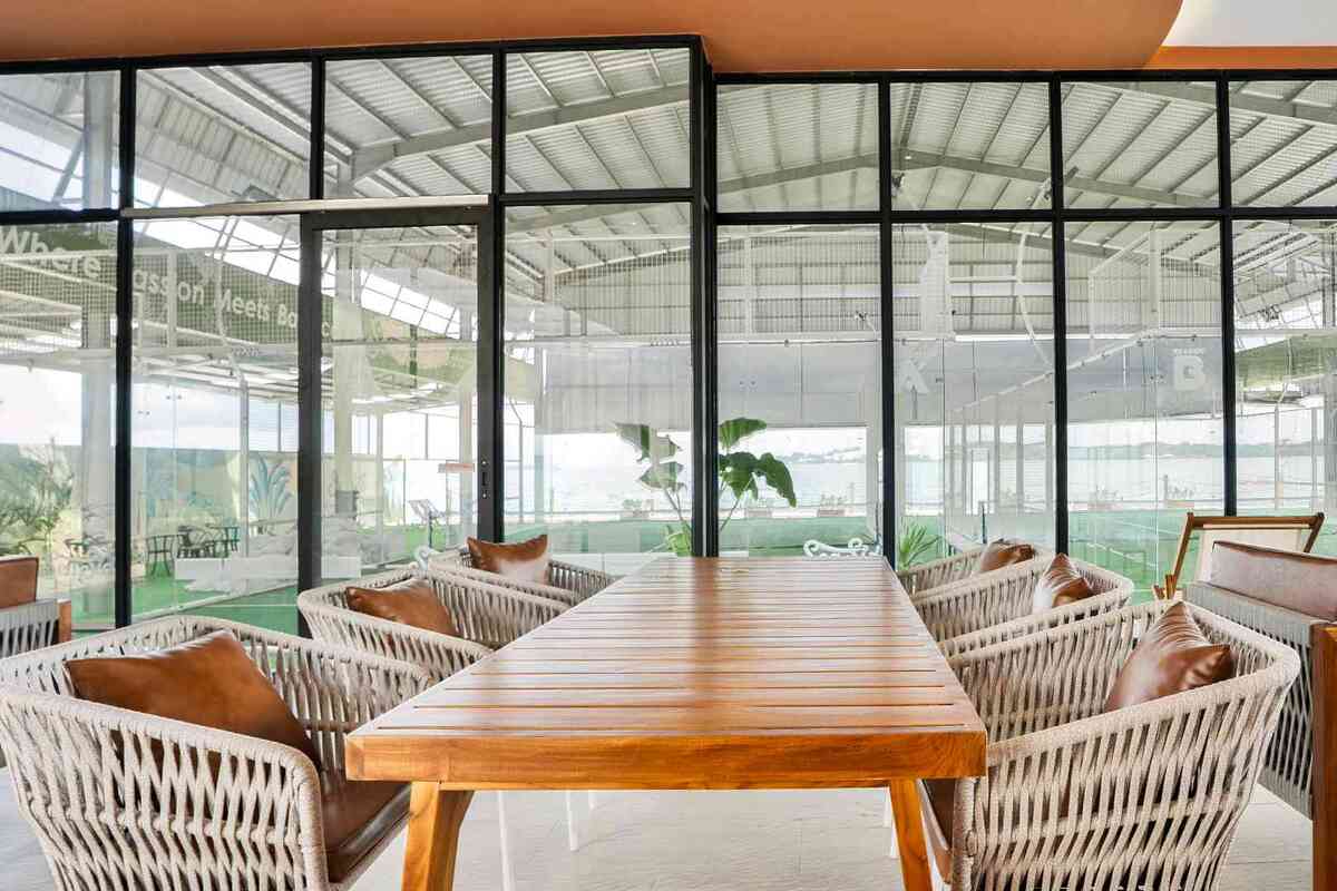 Seaside Premium Padel Social Club