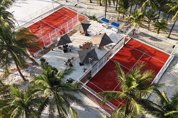 Beach Padel Land's End PIK 2