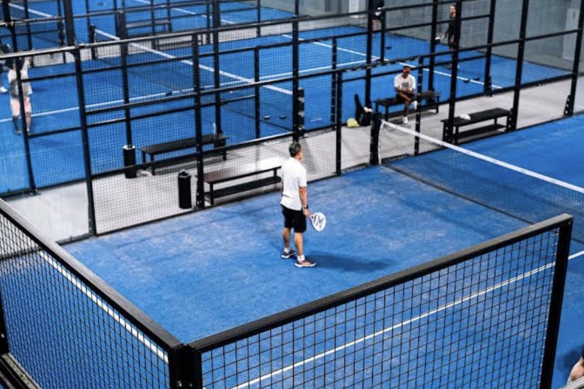 Racket Kuningan