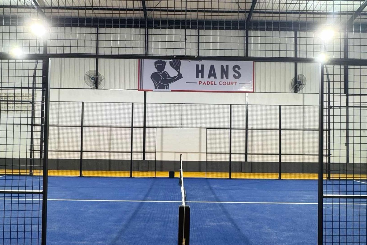 Hans Padel Court