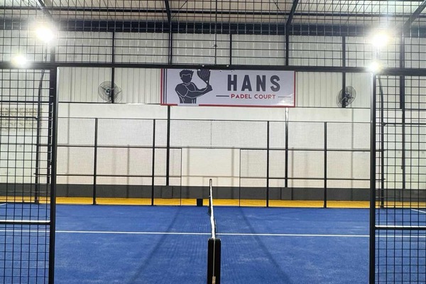 Hans Padel Court