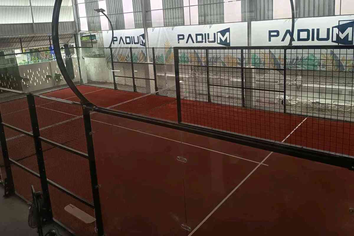 Padium Makassar