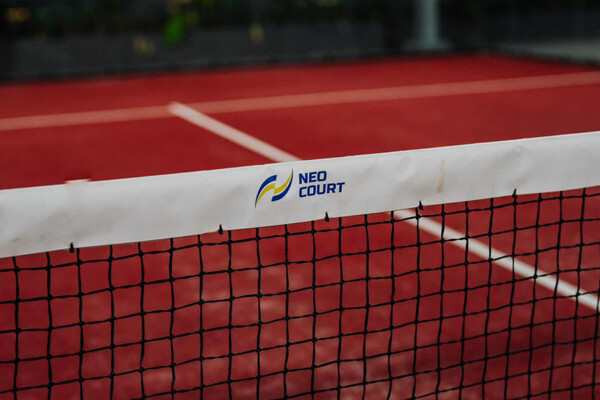 Neo Court