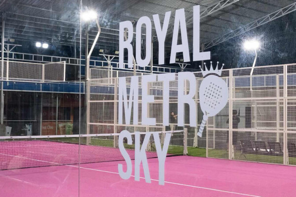 Royal Metro Sky Padel