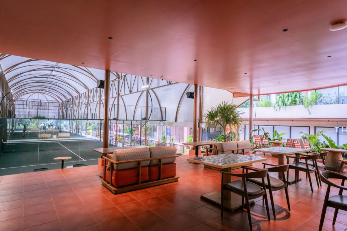 Holywings Padel Club The Luc, Tibubeneng (2)