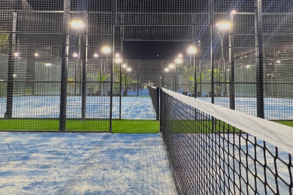 90 Minutes - Padel & Football