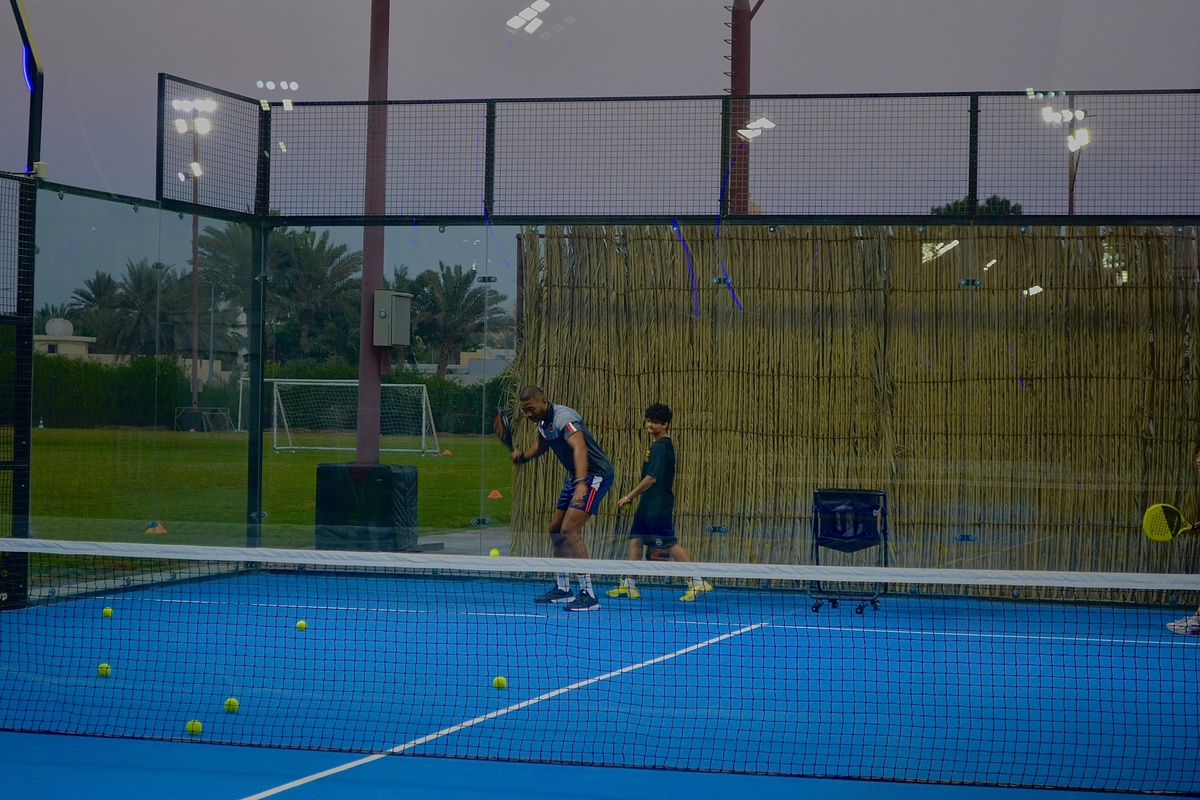 Sharjah Wanderers Sports Club, Sharjah (2)