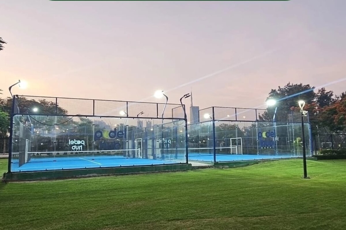 Padel Hub Dubai, Dubai (1)