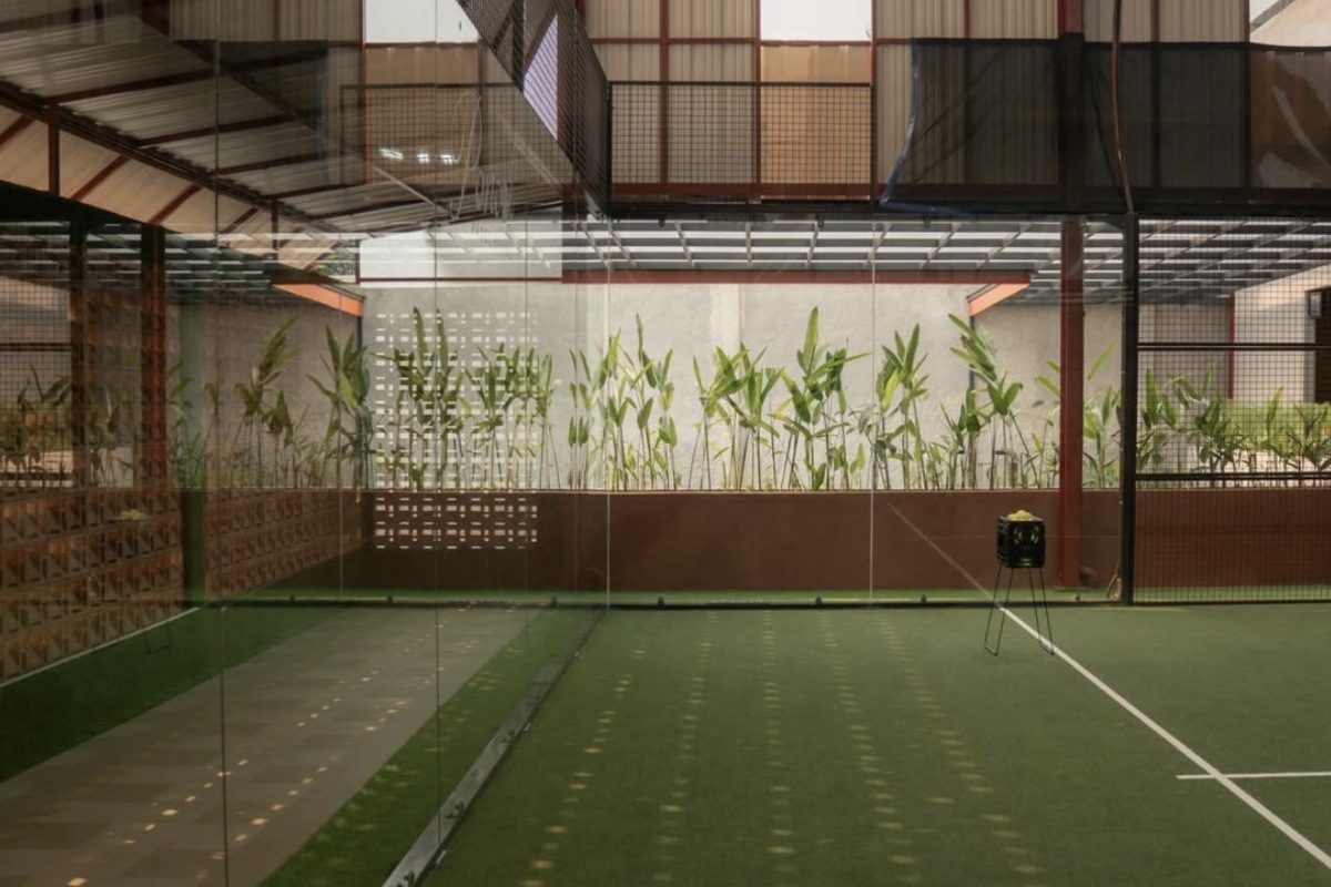 Poncol Padel House, Jakarta (2)