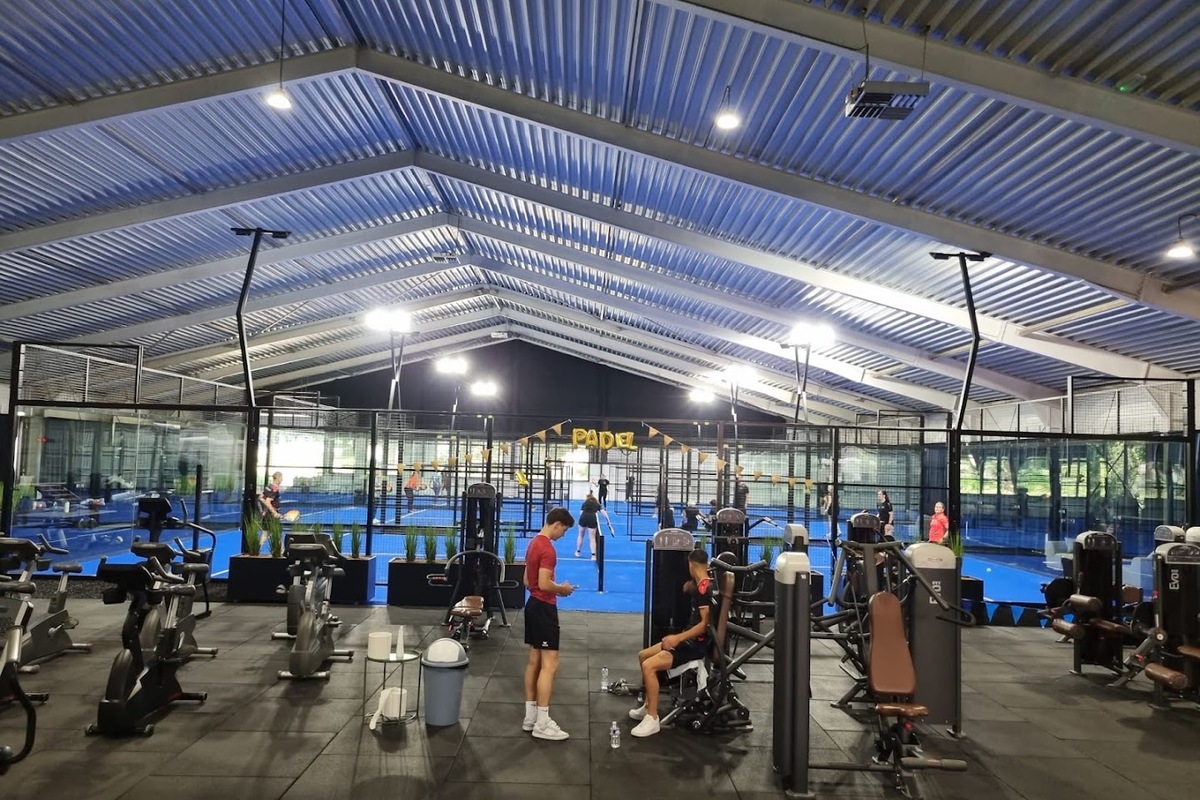 Sportcentrum Oosterhesselen, Oosterhesselen (2)