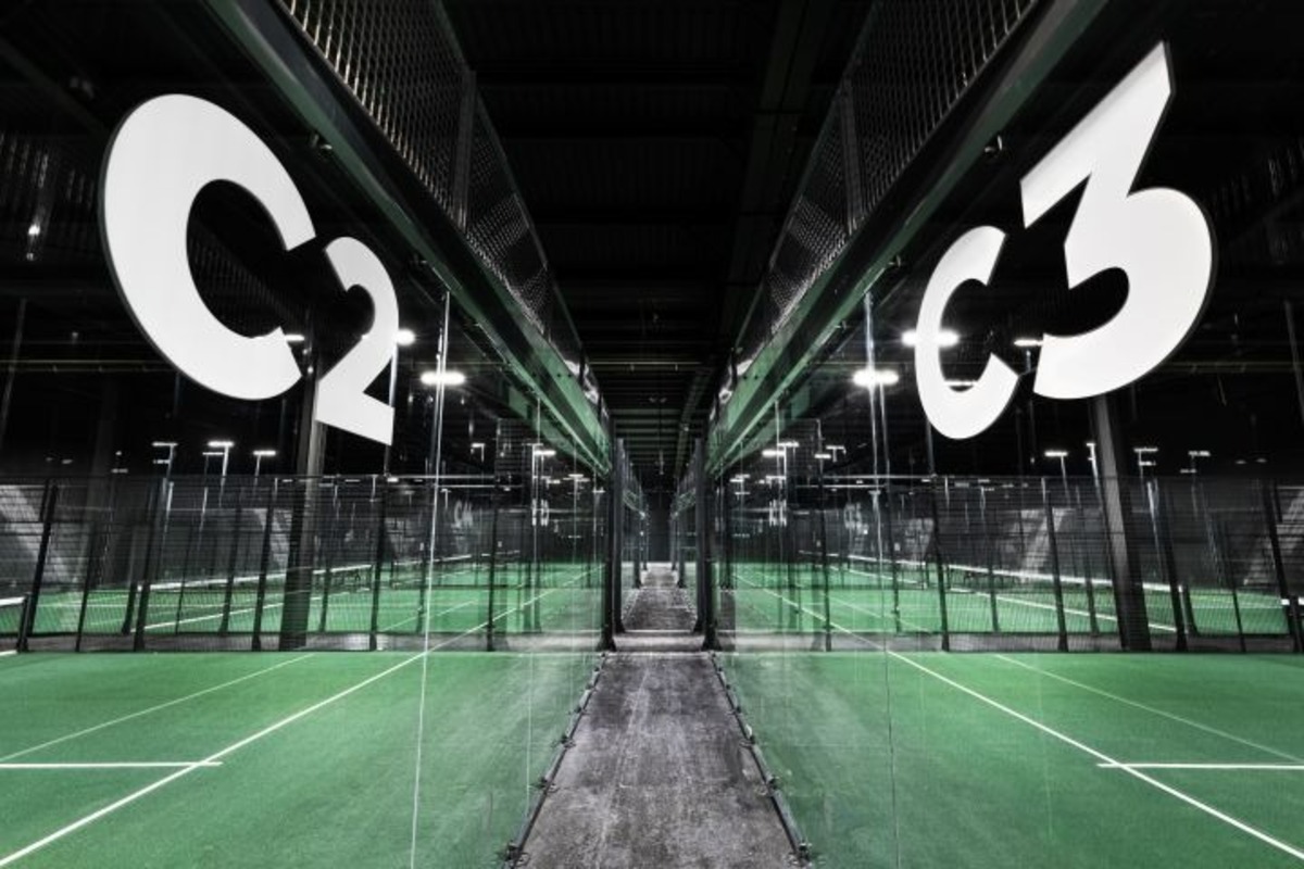 Slazenger Padel Clubs Blackburn