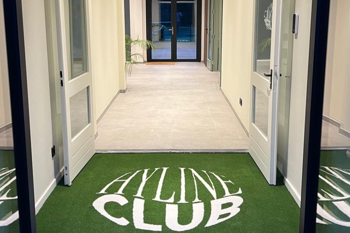 Hyline Club, Loosdrecht (7)