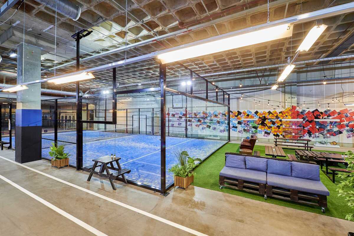 B. Amsterdam Padel, Amsterdam (3)