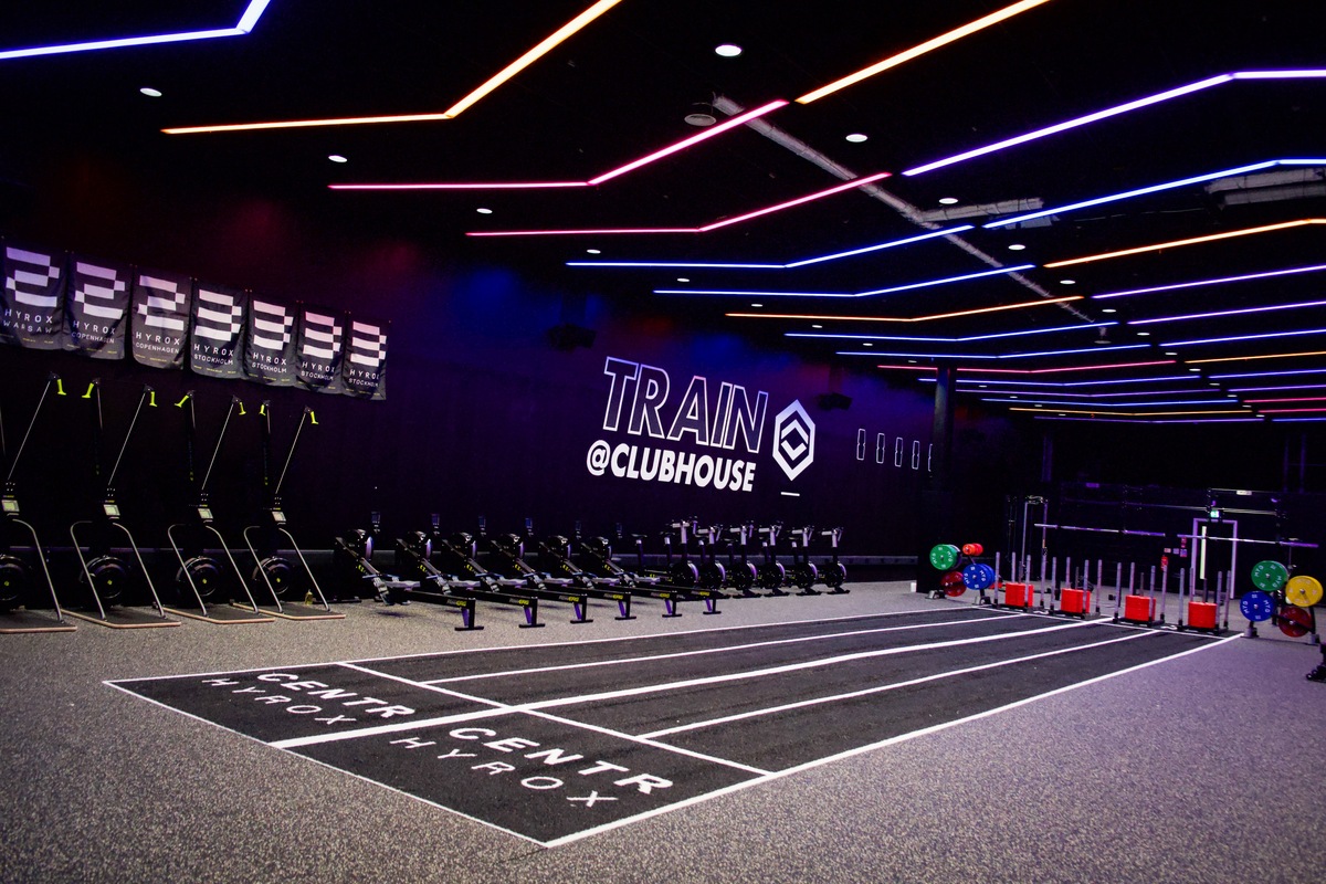 CLUBHOUSE