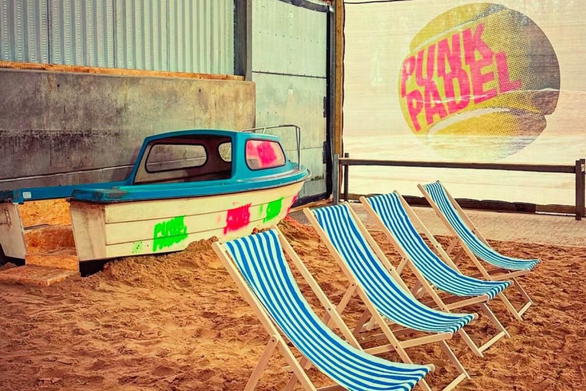 Punk Padel Grammarsham Barn, Farleigh Wallop (4)